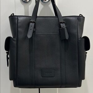 Coach (NWT) Sprint Tote in Black Pebbled Leather